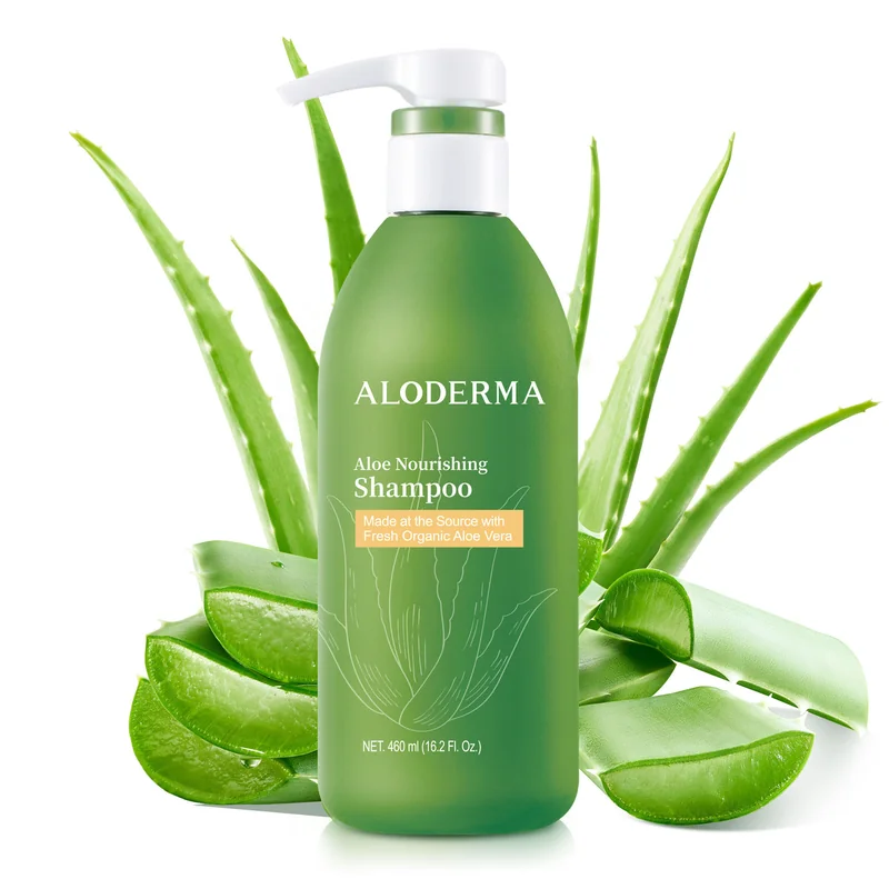 Frasco pump do Aloe Nourishing Shampoo cercado por folhas de aloe